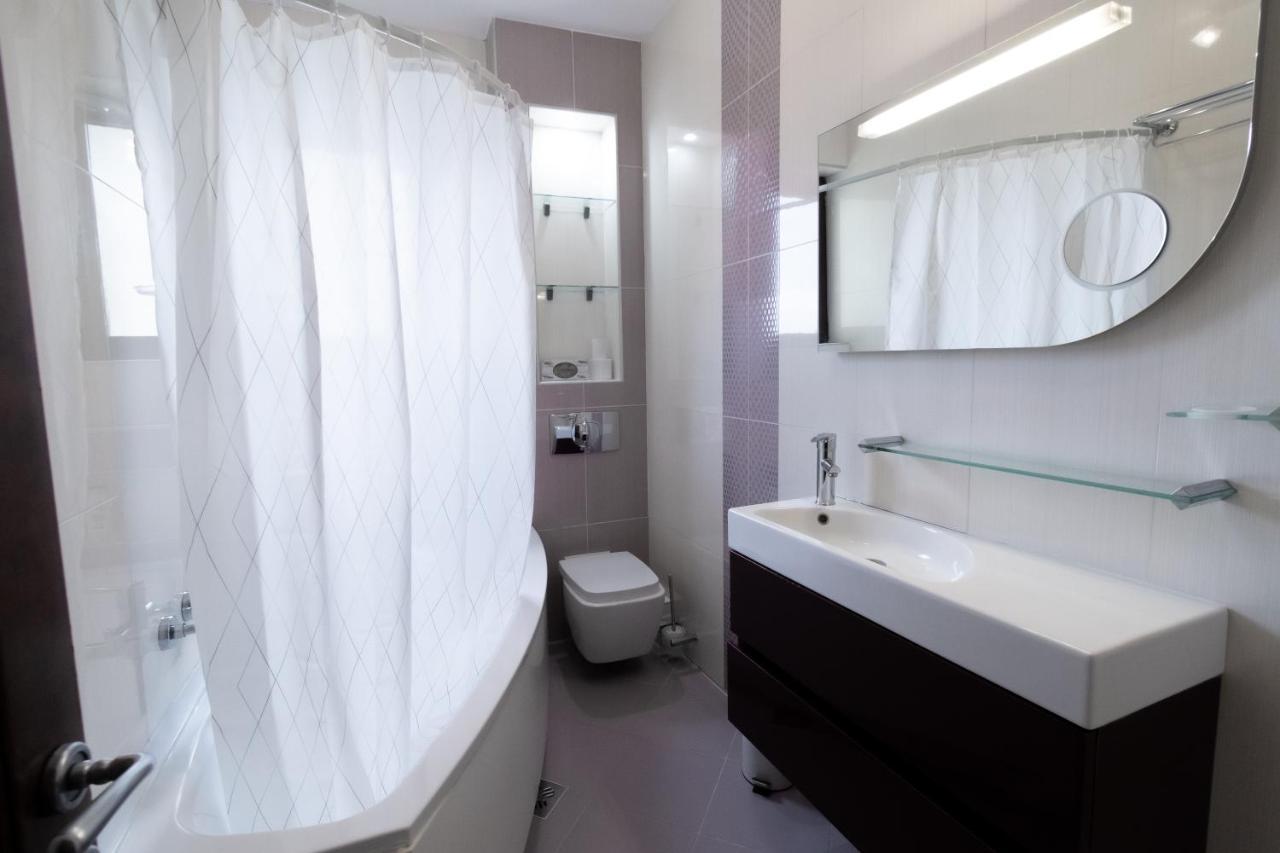 Db Apt - Comfort And Space In The Heart Of Old Town Apartment Brașov Exterior foto